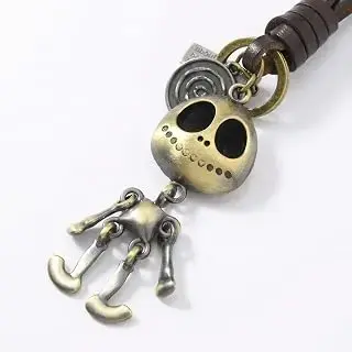Llavero de robot de calavera con cuerpo de metal de estilo mecánico para bolsos, llaves y diseño de colgante ligero para llevar a diario
